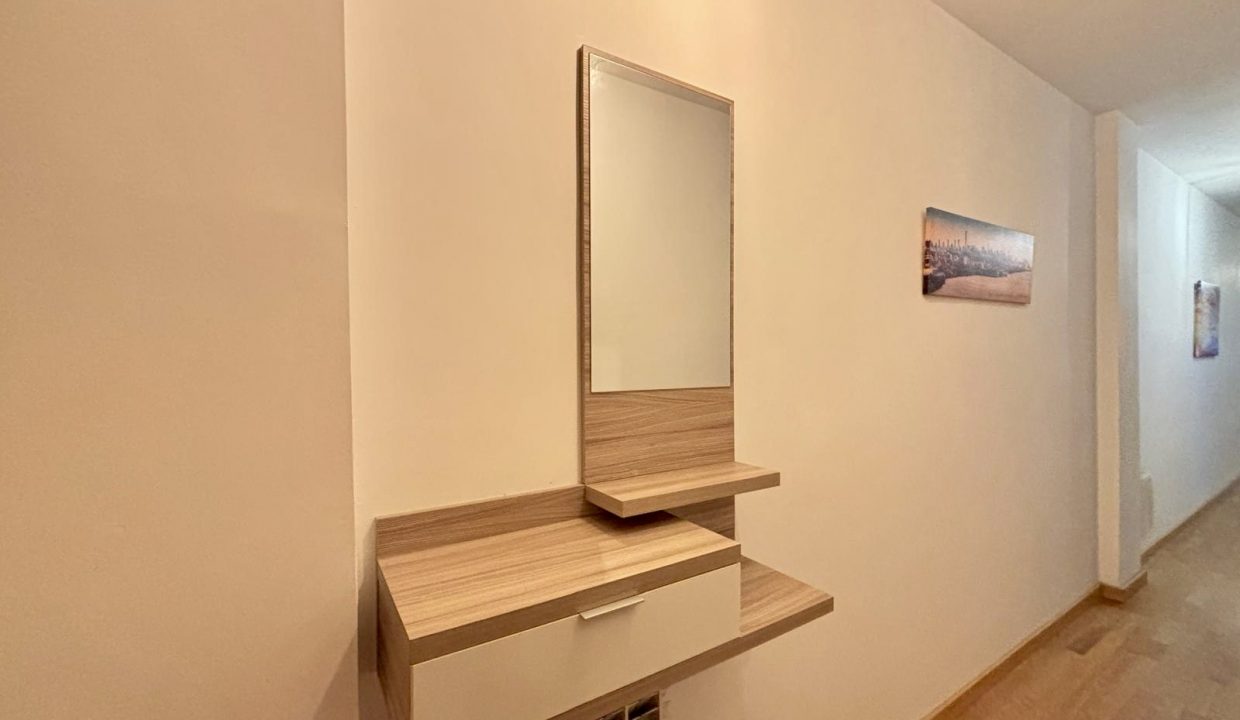 15ca4989-2f9d-4a70-bd56-282cd9da3576